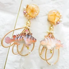 海の煮こごり風 　カサゴの　チタンポストピアス　魚　かさご　フィギア　海洋生物