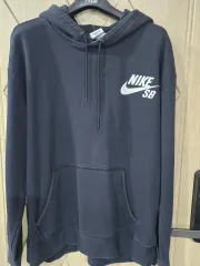 Nike(ナイキ） フード付きTシャツ