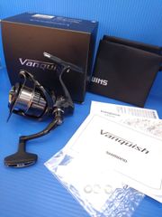 日本製　シマノ　19ヴァンキッシュ　Ｃ3000ＭＨＧ　スピニング　美品　　(03)