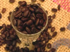 送料無料 深煎り コロンビア 180g コーヒー豆 濃厚なコクと芳醇な香り!■コロンビアSHB■深煎り【珈琲豆 粉】 メール便 楽天 レギュラーコーヒー アラビカ豆 コヒー豆 内祝い ホワイトデー お礼 お返し 敬老会 ホワイトデー 男性 グルのサムネイル