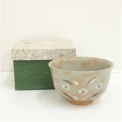 茶碗 桜 ピンク 美品 春 変形 花型 木箱 共箱 抹茶碗 茶器 茶道具