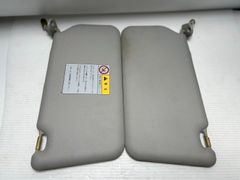 【純正パーツ】　スズキ　ワゴンRスティングレー　MH23S　サンバイザー　日除け　左右セット　室内用　運転席　助手席　鏡付き　グレー系　中古パーツ　汚れ多少あり