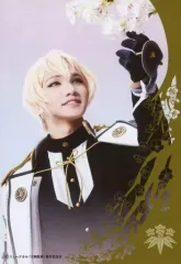 【中古】生写真(男性) 三浦宏規(髭切)/「ミュージカル『刀剣乱舞』～つはものどもがゆめのあと～」桜型入浴剤付属ブロマイド