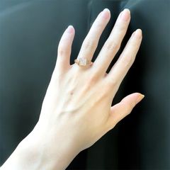 金の窓辺の指輪＊透かしとスクエアの輝き