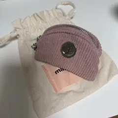 mmm【minitmute】Cio Micro ポーチ Apricot minitmute(ミニットミュート) ポーチ(レディース) - 海外通販のBUYMA