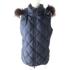 美品★正規品 タトラス LTA16A4505 FILOMENA 16AW ラクーンファー・フード・ロゴワッペン付 ZIP UP ダウンベスト ネイビー 3 ポーランド製のサムネイル