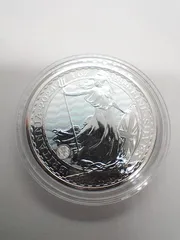 銀貨　99.9% 純銀　シルバー　ブリタニア　銀貨　チャリオット　英国　2017 銀貨 99 9% 純銀 シルバー ブリタニア 銀貨 チャリオット