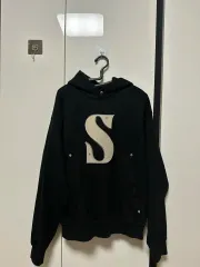 韓国　SATUR パーカー　数回使用　美品　春服 SATUR(セター) パーカー・フーディ(レディース) - 海外通販のBUYMA