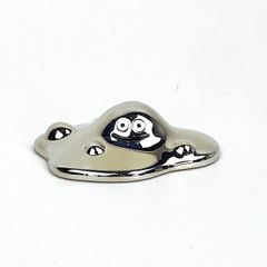 希少美品】メタルスライム ドラクエ キャラクターグッズ 金属製 文鎮