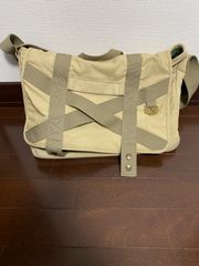 PUMA  ショルダーバッグ