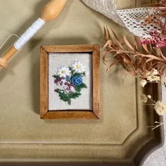 再販 ウィンターブーケフレームブローチ