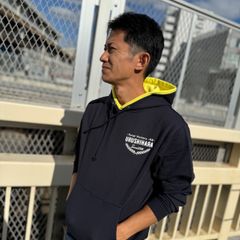 本戦ロゴパーカー！