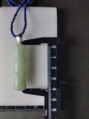 天然石 アマゾナイト(天河石)の 竹筒型 ネックレスです。チェーンはラピスラズリ！