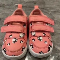 adidasキッズスニーカーミッキーマウス