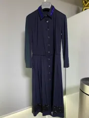 2025年最新】PRADA レディース ロングワンピースの人気アイテム - メルカリ