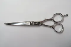 83 SP525 ヒカリシザー スペースライト ヘアカットシザー　散髪　プロ用 83 SP525 ヒカリシザー スペースライト ヘアカットシザー散髪プロ用