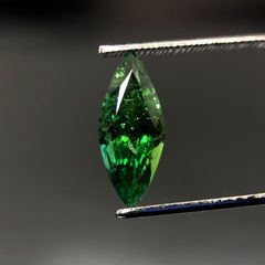 天然　非加熱　グリーン　トルマリン　2.70ct　ルース　マーキスカット　鮮やか　美濃色　AIGS鑑別書付き
