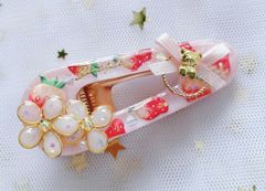 レジン♡ヘアクリップ♡いちごミルク♡