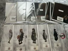 鬼滅の刃 バタフライハウス 国民議会 アクリル 全種 未開封