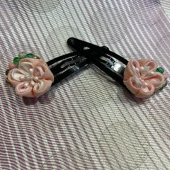 つまみ細工　重ね梅　スリーピン