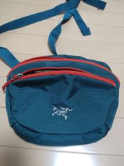 アークテリクス　ボディバッグ　ショルダーバッグ　ARCTERYX