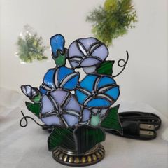 【プレゼントにも】ハンドメイド■木の実と小鳥■ステンドグラス Amazon.co.jp: 枝にあるステンドグラスの鳥 2個、クリエイティブ