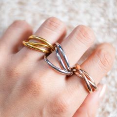 【3連リング 色:3カラー 17号】[Adelina Style] 指輪 甲丸 3連リング 鏡面仕上げ サージカルステンレス 細身 レディース メンズ 金属アレルギー対応