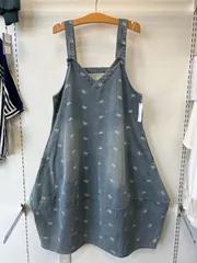 リボン刺繍　デニムジャンパースカート