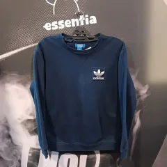 adidas(アディダス) ESSENTIALS(エッセンシャルズ) ロゴパッチ パーカー ネイビー