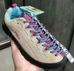 男女兼用 新品　KEEN Jasperキーン　アウトドア　ジャスパーロックス　エスピー　スニーカー#わふうひゃっぽうばこ