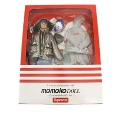 supreme momoko doll モモコドール - メルカリ