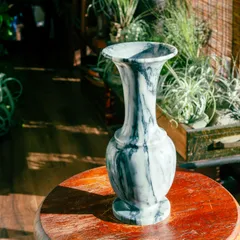 【静かな存在感】𖣔 大理石・花瓶・一輪挿し・フラワーベース 𖣔 ホワイト・ブラック・大型【美品 1点限り 白 黒 フラワースタンド 花器 壺 花入 生け花 華道 焼き物 工芸 民藝 陶器 磁器 古道具 インテリア アンティーク 昭和 レトロ 雑貨 置物】