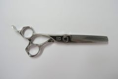 Cランク【MIZUTANI SCISSORS ミズタニシザーズ】 BLACK-SMITH SOLID THINNING 40 LEFTY セニング 美容師・理容師 5.8インチ 左利き 【中古】:H-7993