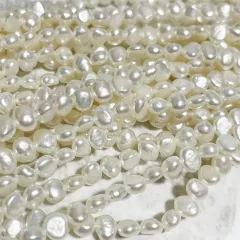 バロック淡水パール 真珠 連18cm 小粒 4mm 5mm ベビー フラット tp0047 ハンドメイド 素材 パーツ ルース ビーズのサムネイル