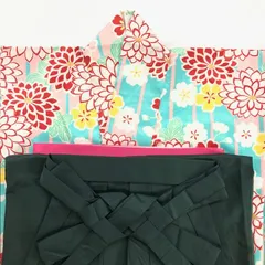 ［きものキレイ］　袴4点セット　（着物、袴、半長襦袢、半幅帯）　水色　花　縞　Lサイズ　袴丈紐下95cm　ポリエステル　リユース　袴のアイロン仕上げ20日以内発送　半衿交換30日以内発送　secondhand　ST0006