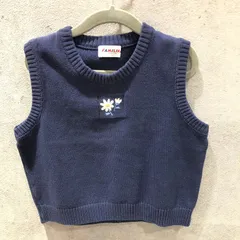 2024年最新】familiar ニットベストの人気アイテム - メルカリ