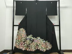 2026年最新】黒留袖 蘇州刺繍の人気アイテム - メルカリ