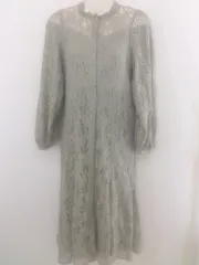 ◇ one after another NICE CLAUP 総レース フロントボタン 長袖 膝下丈 ワンピース サイズF グレージュ系 レディース E  【1305010013378】