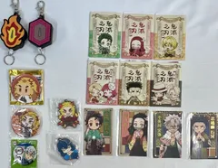 鬼滅の刃　ラバーキーリール　缶バッジ　ラバーストラップ　17種セット　まとめ売り