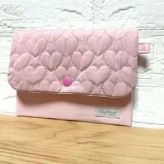 可愛いハートキルティング　マルチケース　お薬手帳入れ　母子手帳入れ　通帳入れ　ピンク♡