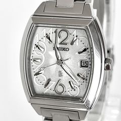 フェンディ 700L 女性用 腕時計】FENDI 電池新品 - メルカリ