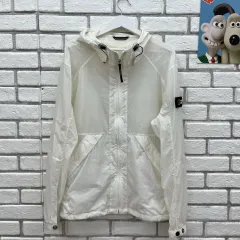 National Geographic(ナショナルジオグラフィック) 軽量 ウインドブレーカー クリーム- XL 105