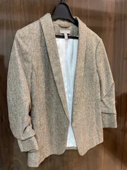 【新品】H&M テーラードジャケット／ライトベージュ／EUR36／七分袖