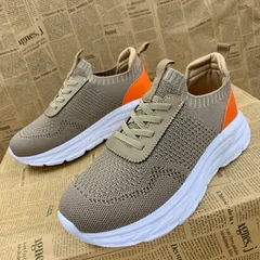 新品★レディース★軽量 幅広 厚底スリッポン ダッドスニーカー 薄茶色 3738