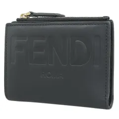 未使用級　FENDI 二つ折り財布　ロゴ型押し　ブラック　折り畳み財布カイリュー