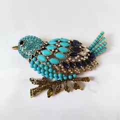 ヴィンテージ デザイン　ブローチ　鳥　アクセサリー　ブルー　レトロ　豪華 fit=scale-down,w=1200