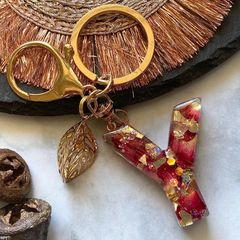 red rose♡レジンイニシャルキーホルダー　Y