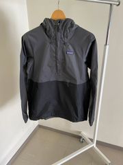 新品☆パタゴニア メンズトレントシェル プルオーバー グレー XSサイズ