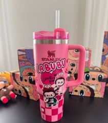 ★ 新店セール★  未使用品  LABUBU・スタンレー ローズレッドのストローアイスカップ シンプルでスタイリッシュなカラフルなウォーターカップ