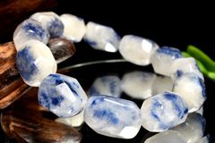 【１点物】希少形状 デュモルチェライトインクォーツ　16.5-18.5x11.5-14mm　原石ラフカット ブレスレット パワーストーン 天然石 _MA4209